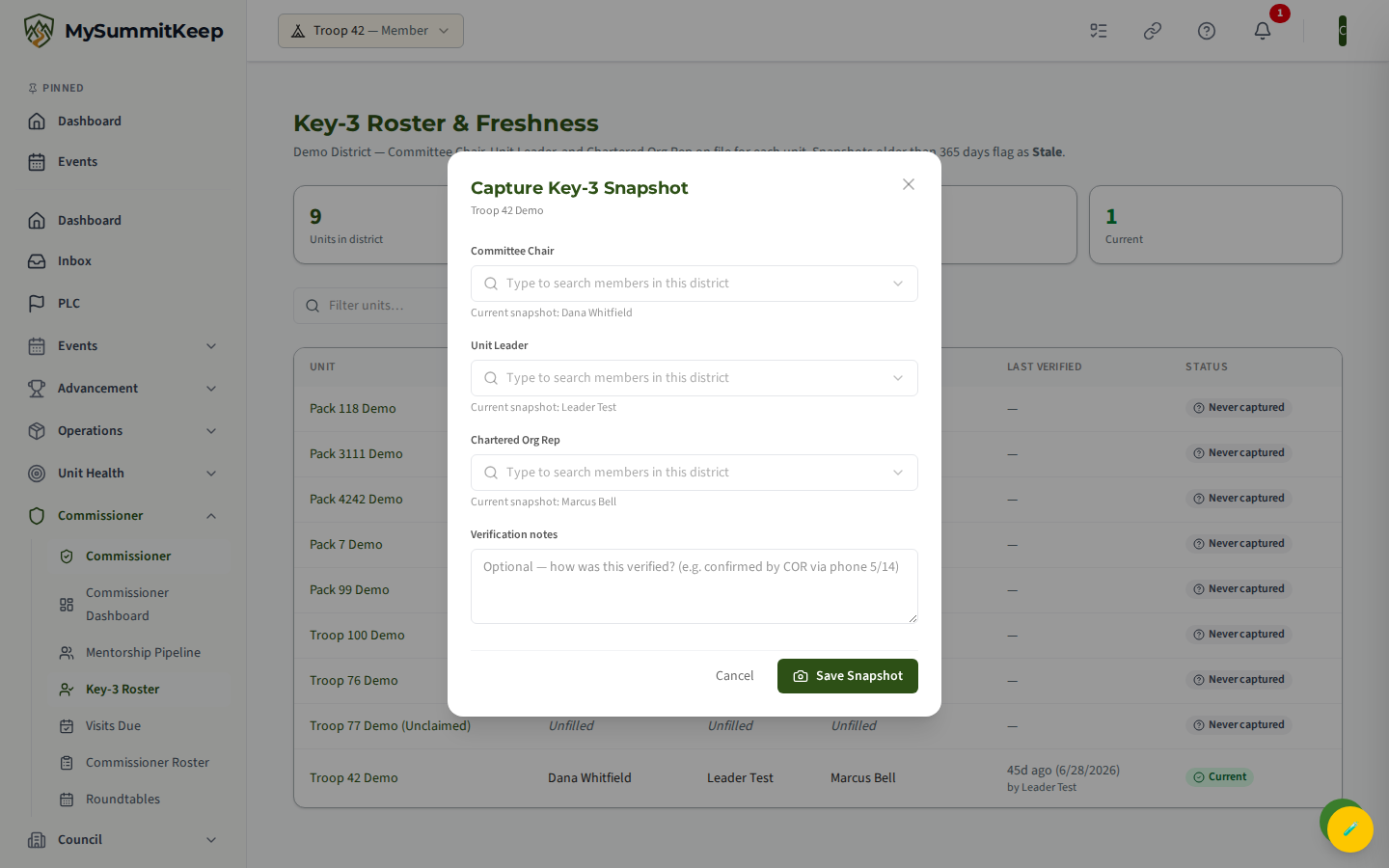 Key-3 snapshot capture modal with member-picker comboboxes per role